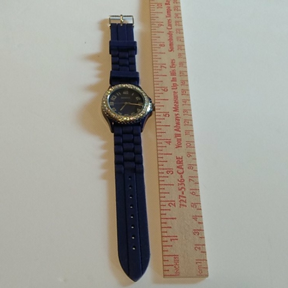 Nwot Navy Geneva Watch - Picture 7 of 8